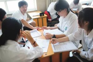 高中学生厌学的原因及对策，高中学生心理压力大如何疏导？